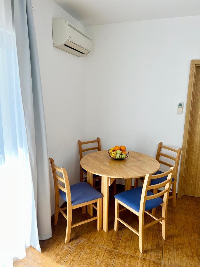 Guesthouse Vespera Bol Extérieur photo