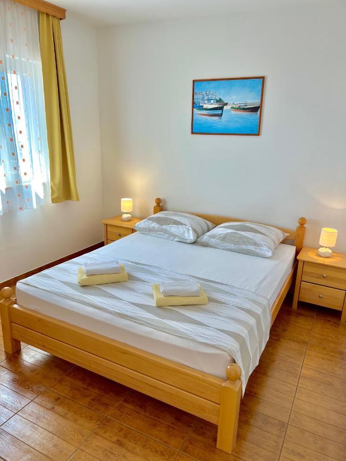 Guesthouse Vespera Bol Extérieur photo